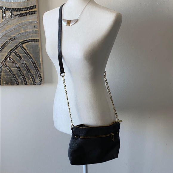 A New Day - Gray vegan leather crossbody purse - Picture 2 of 7